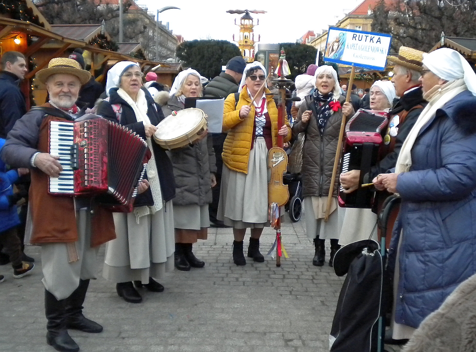 Zespół śpiewaczy RUTKA i Kapela Goleniowska