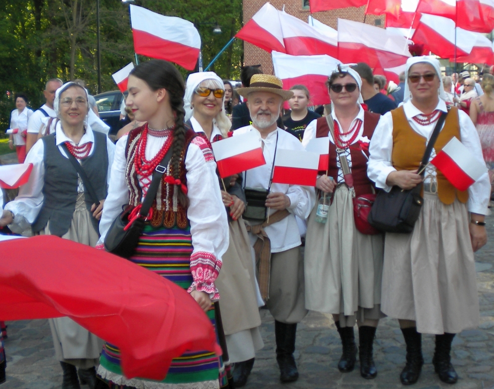 Zespół śpiewaczy RUTKA z KAPELĄ GOLENIOWSKĄ