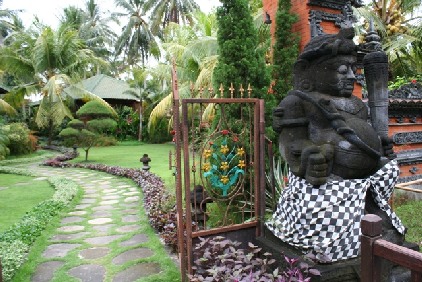 na <B>Bali</B>